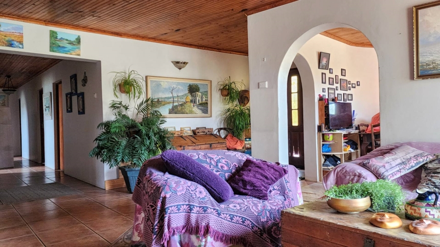 5 Bedroom Property for Sale in Uilenkraalsmond Western Cape